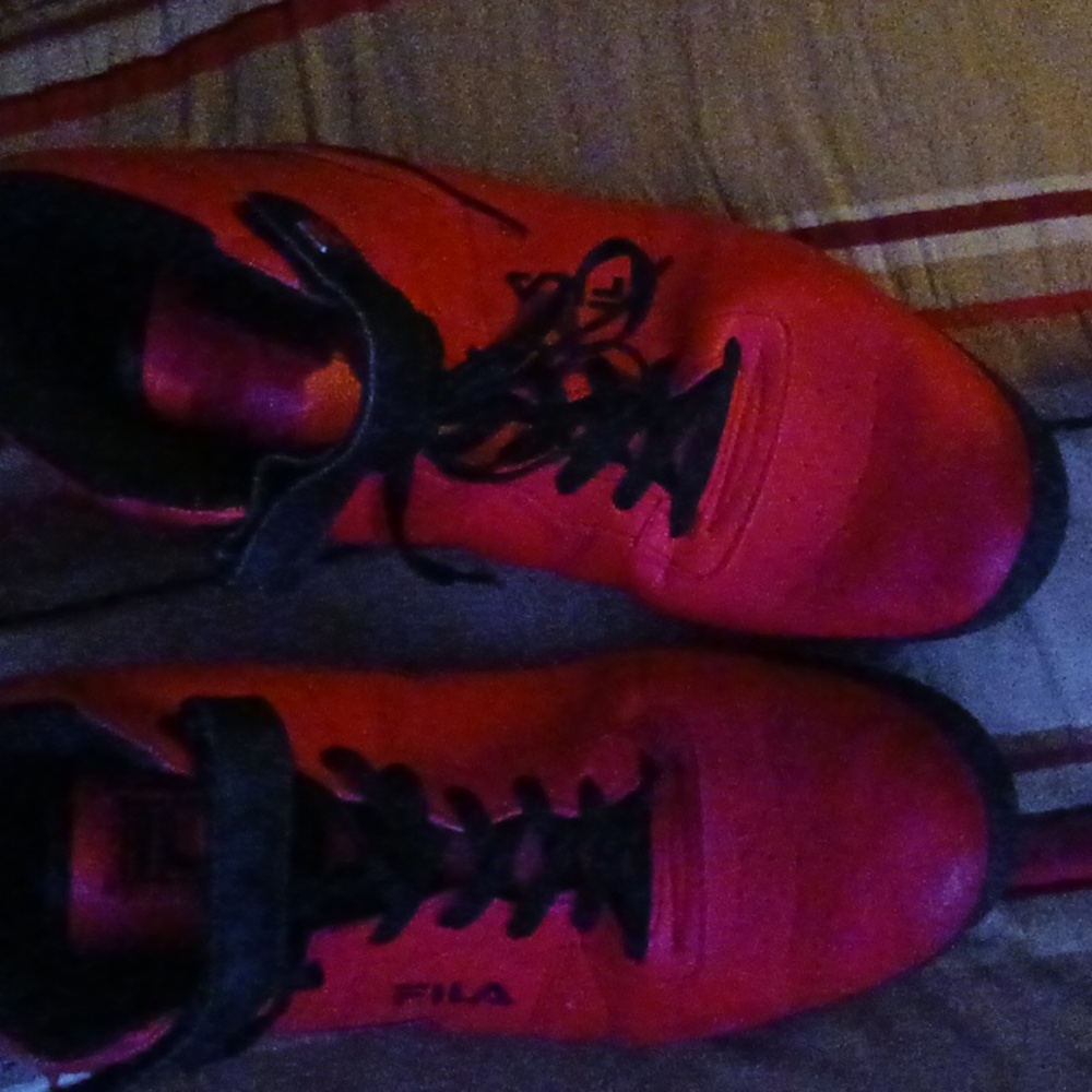 Shoes - Picture 3 of 3